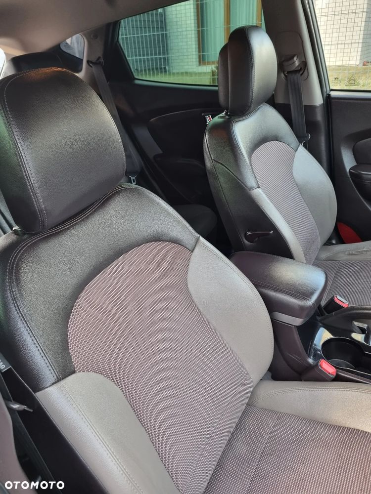 Hyundai ix35 2.0 4WD Automatik Style - 24