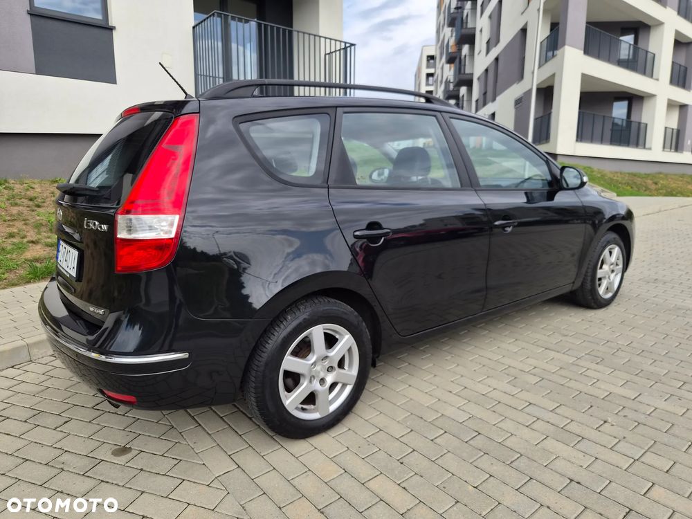 Hyundai i30 2.0 Premium - 25