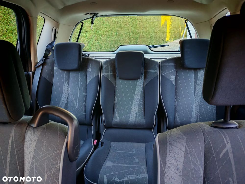Renault Scenic - 11