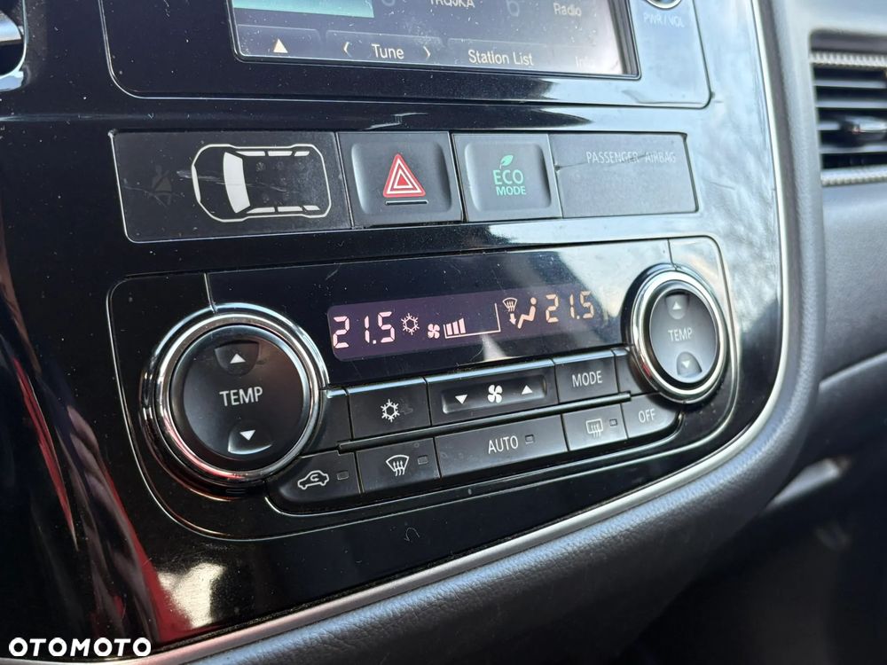 Mitsubishi Outlander 2.0 Intense + CVT - 16