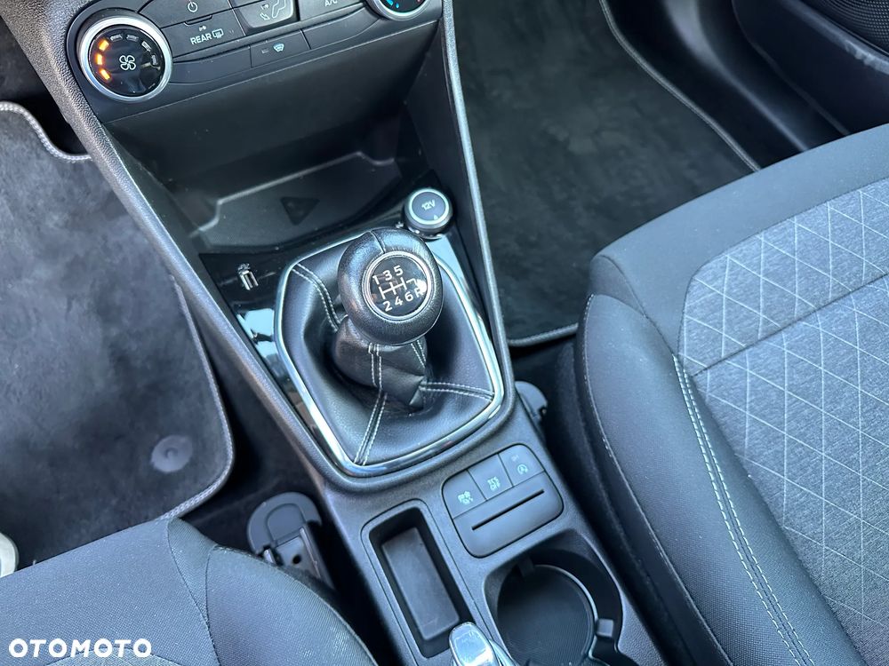 Ford Fiesta - 16