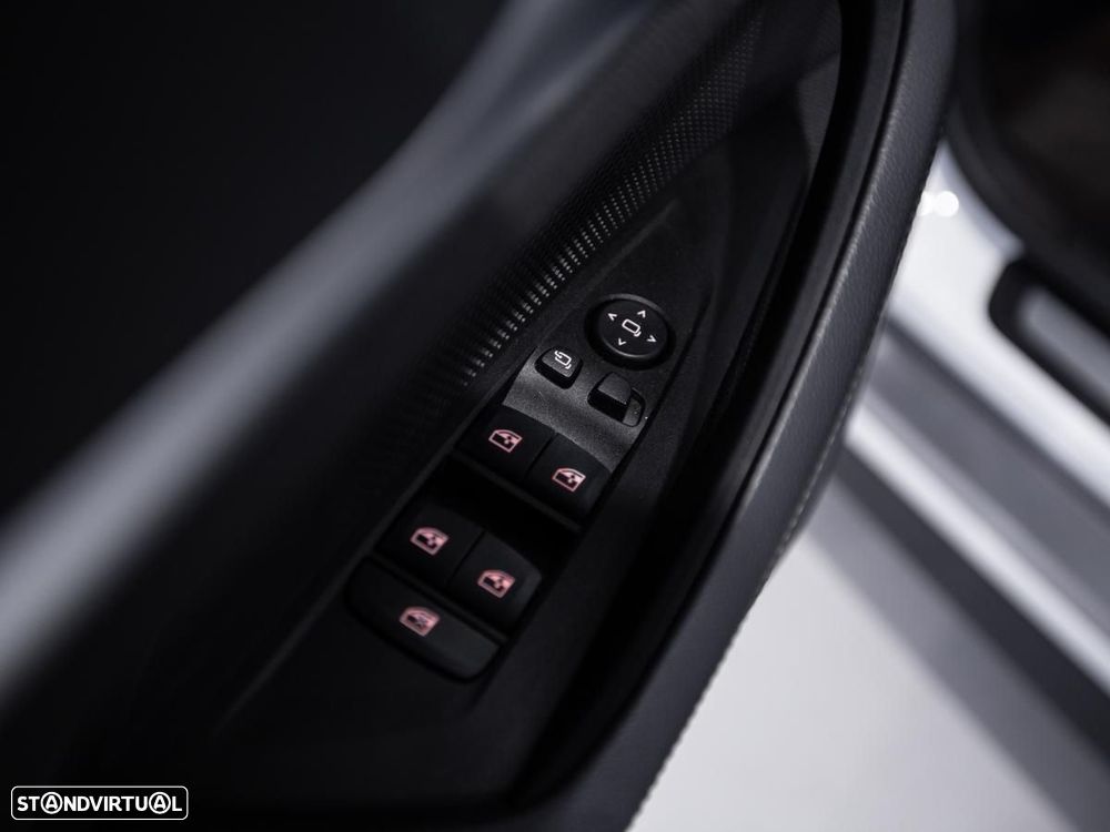 BMW i4 eDrive40 — fotografia 14
