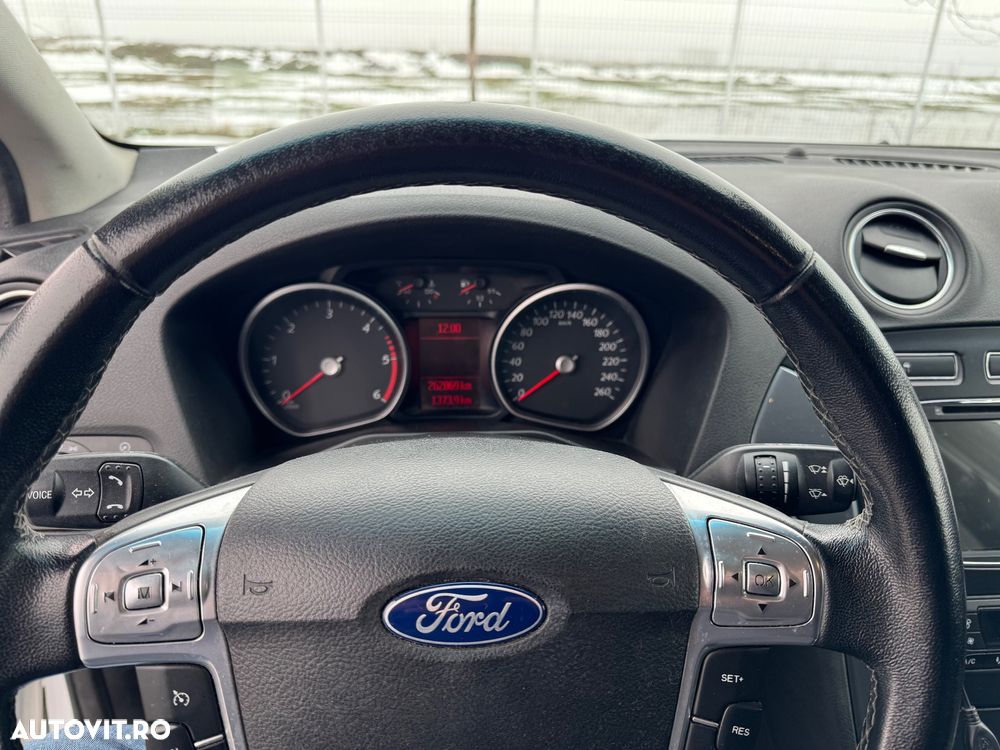 Ford Mondeo 2.0 TDCI Trend - 11