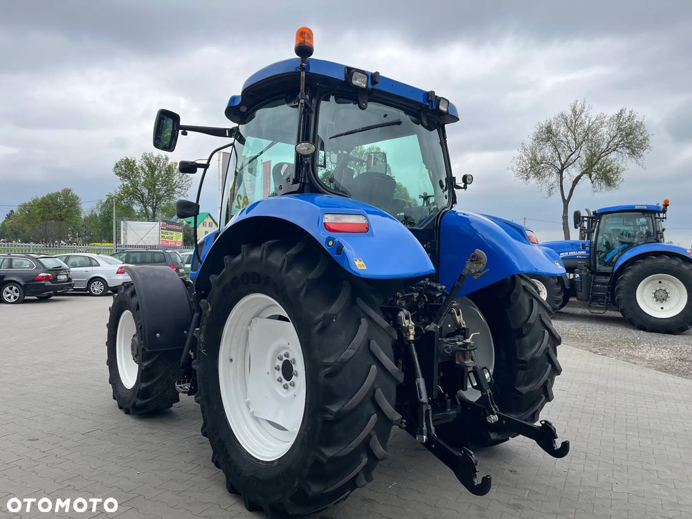 New Holland T6020 - 6