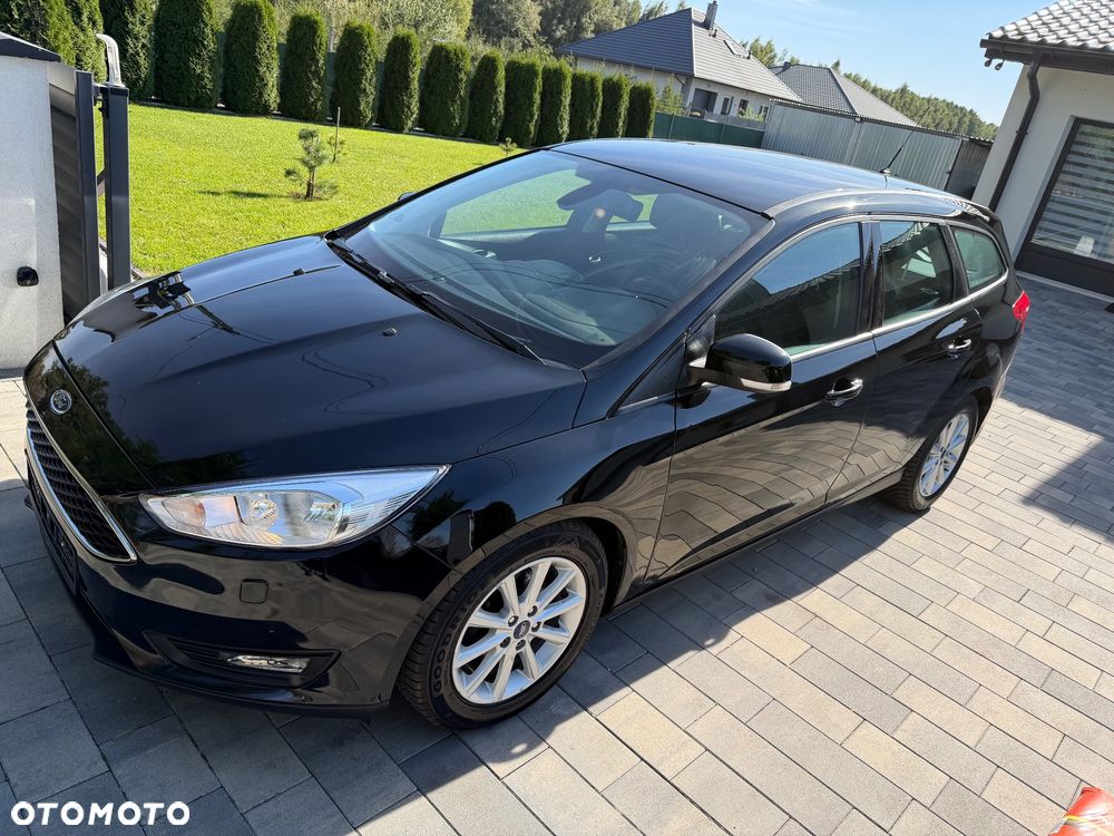 Ford Focus Turnier 1.5 EcoBlue Start-Stopp-System TITANIUM - 8