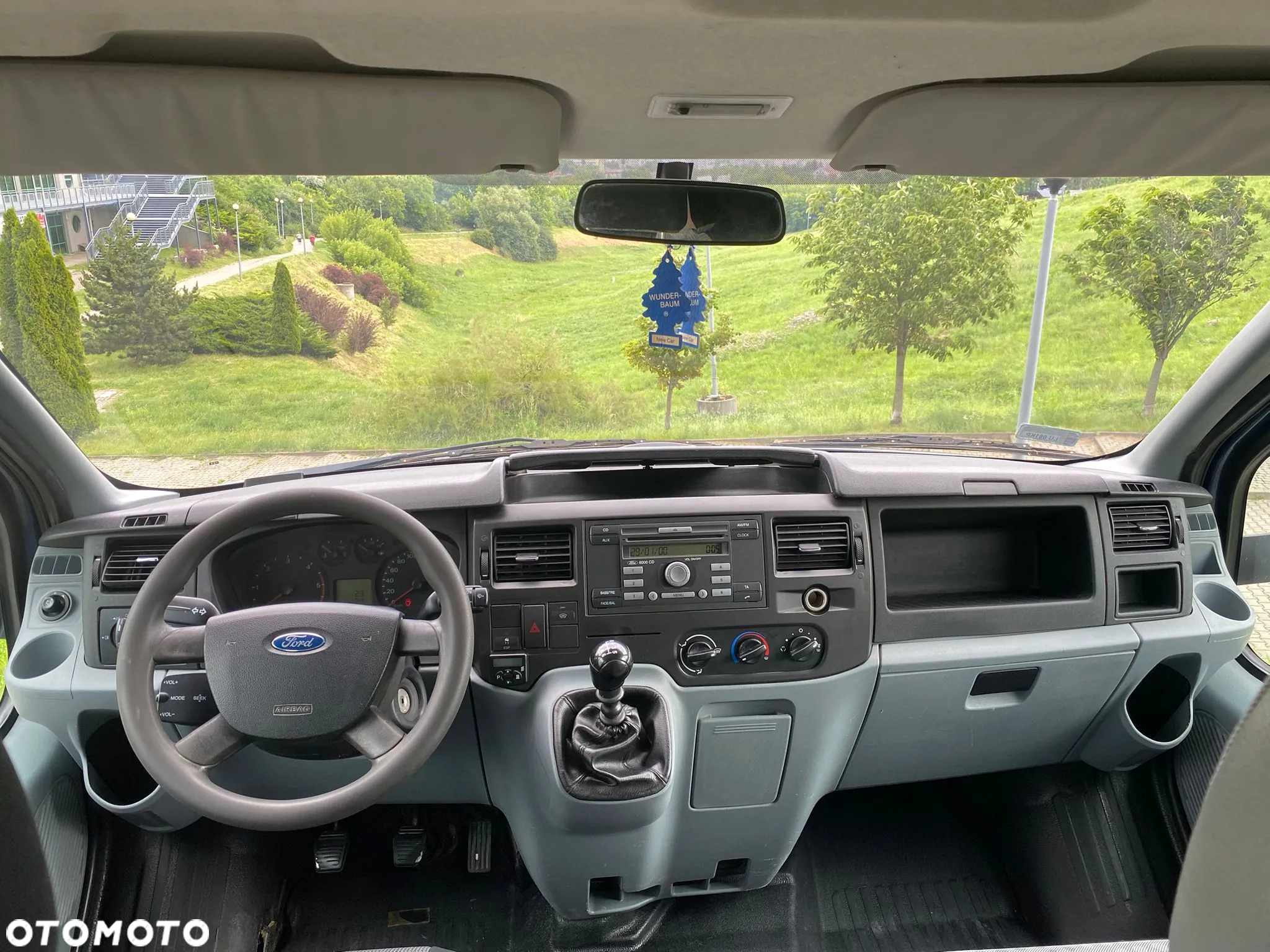 Ford Transit - 13