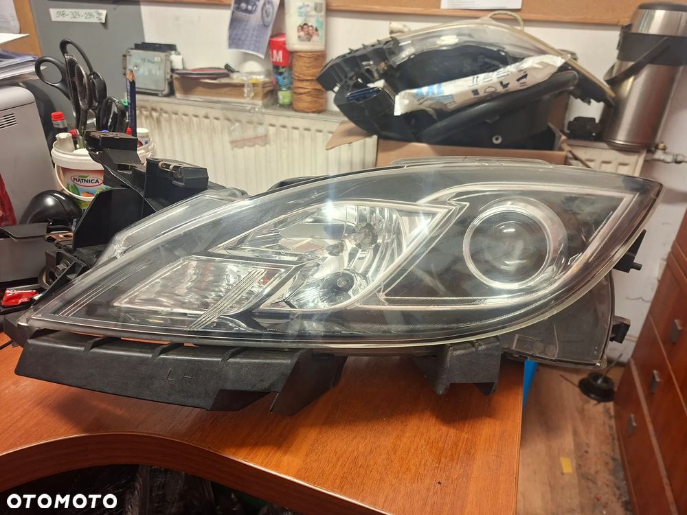 Lampa przednia ReflektoR Mazda 6 GH 2009 - 12