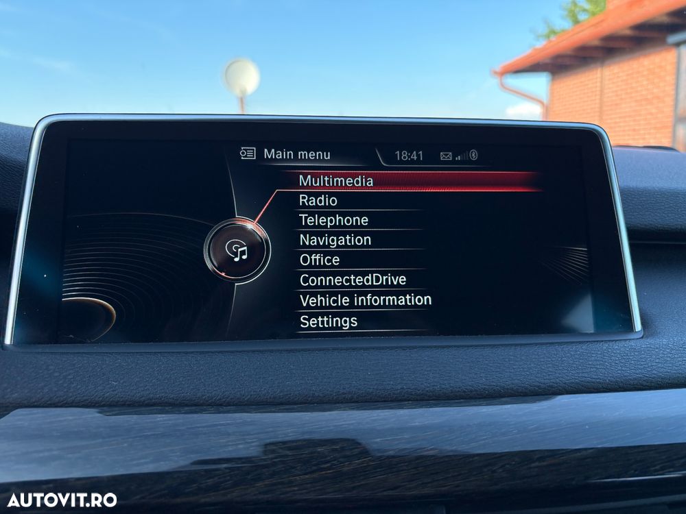BMW X5 xDrive40d - 11