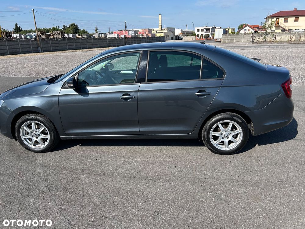 Skoda RAPID 1.0 TSI Active - 5