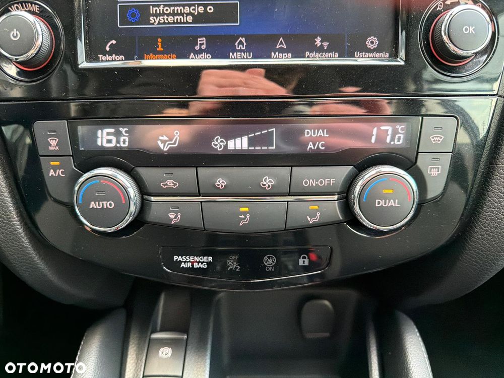 Nissan Qashqai 1.3 DIG-T Tekna DCT - 24