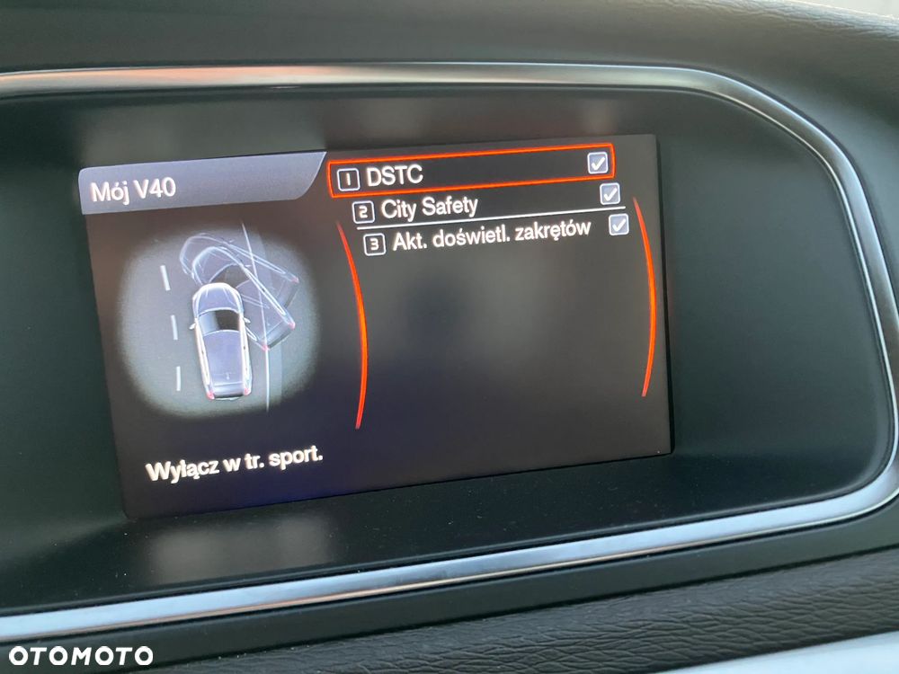 Volvo V40 - 21
