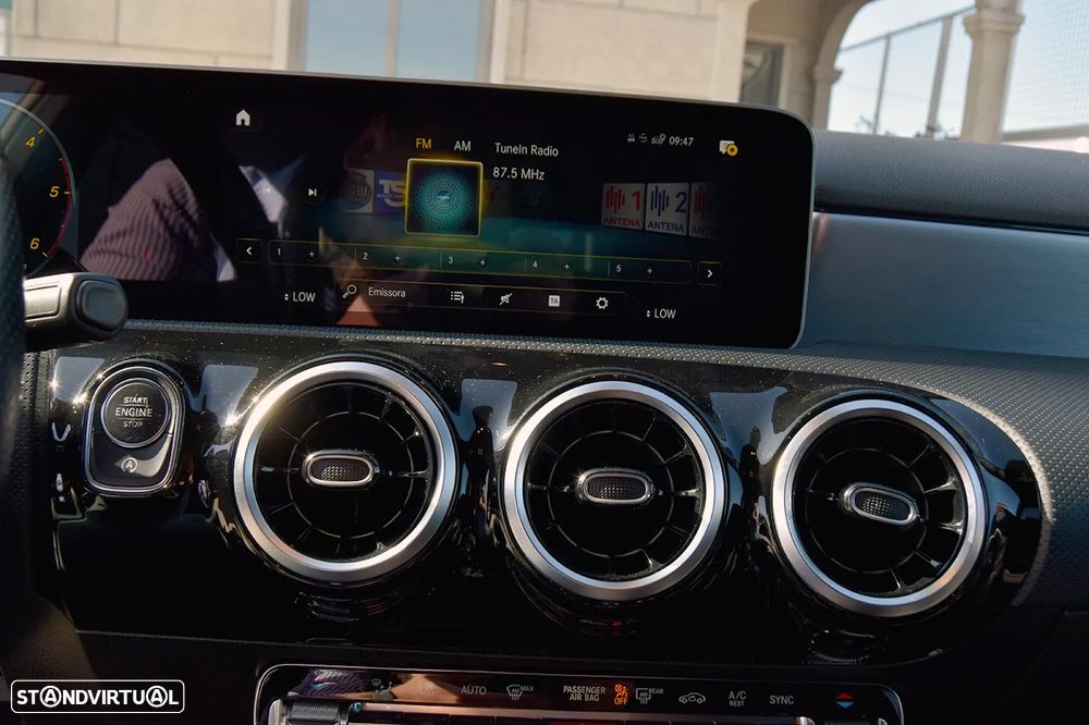 Mercedes-Benz A 180 d AMG Line Aut. — fotografia 25