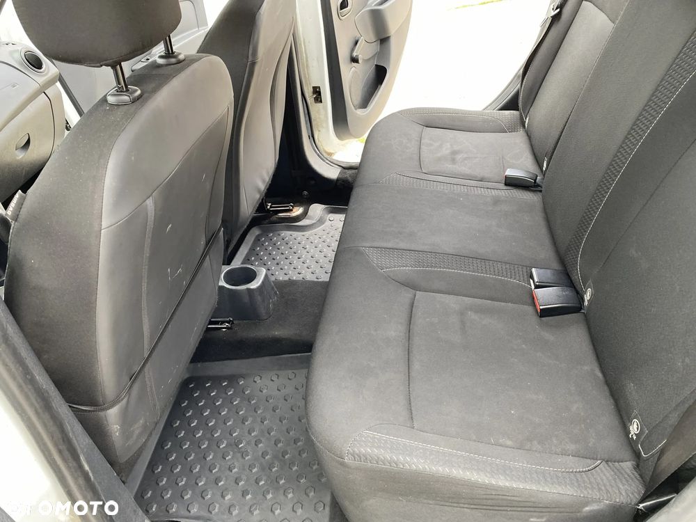 Dacia Logan 1.0 SCe Access - 12