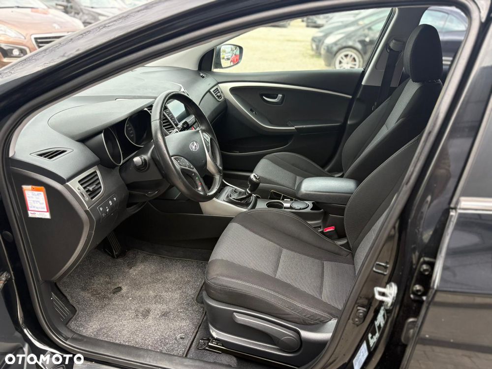 Hyundai i30 1.6 GDI Classic - 14