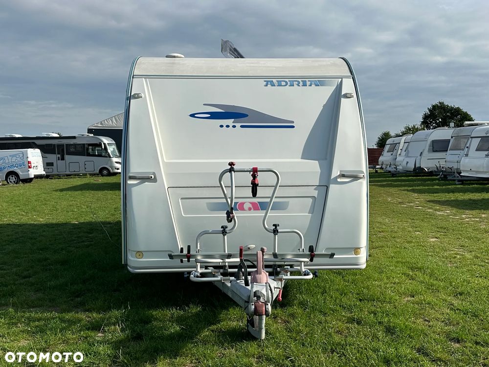 Adria ADORA 542 TK z przedsionkiem Isabella i łóżkami piętrowymi. - 5