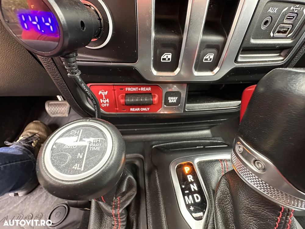 Jeep Wrangler 2.0 Turbo AT8 Rubicon - 12