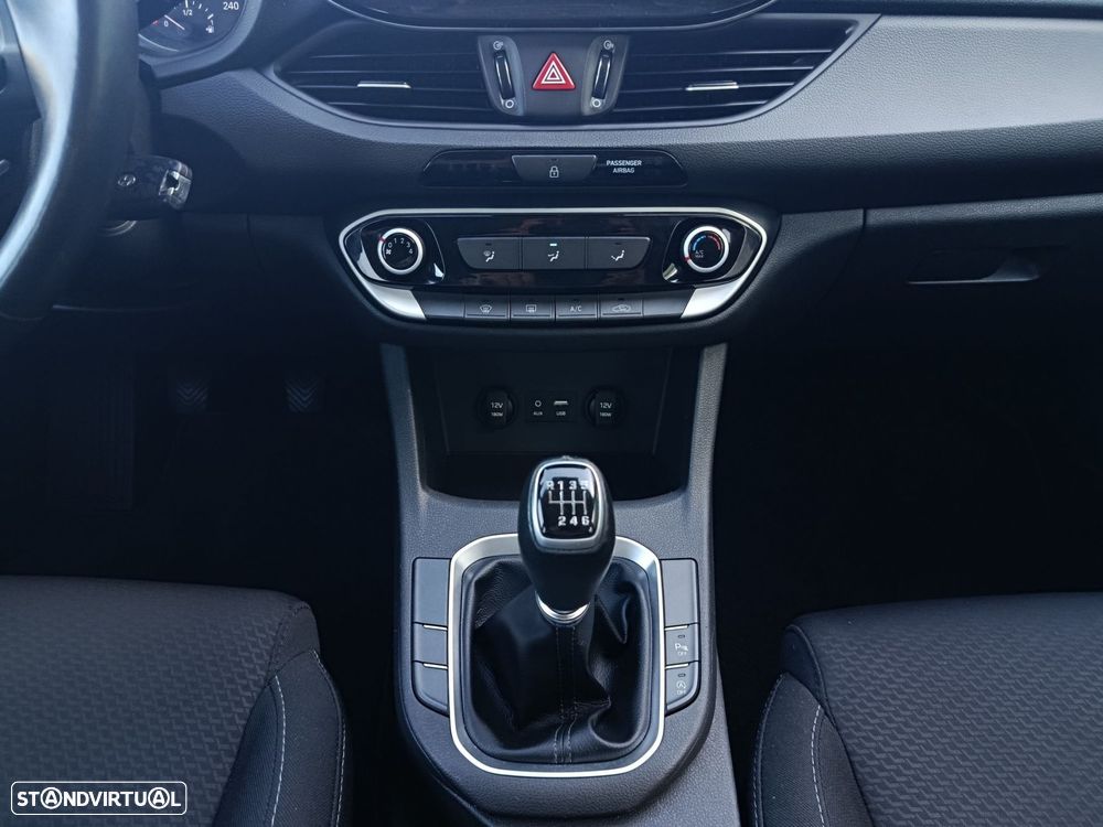 Hyundai i30 SW 1.6 CRDi Style - 18