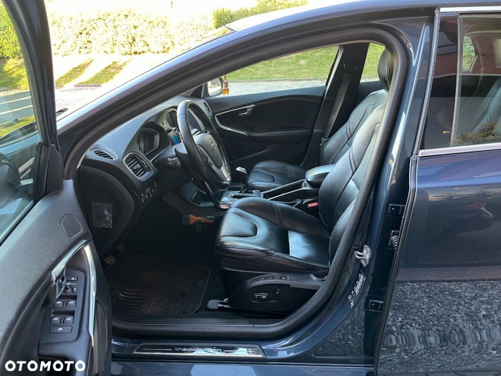 Volvo V40 D2 Inscription - 19