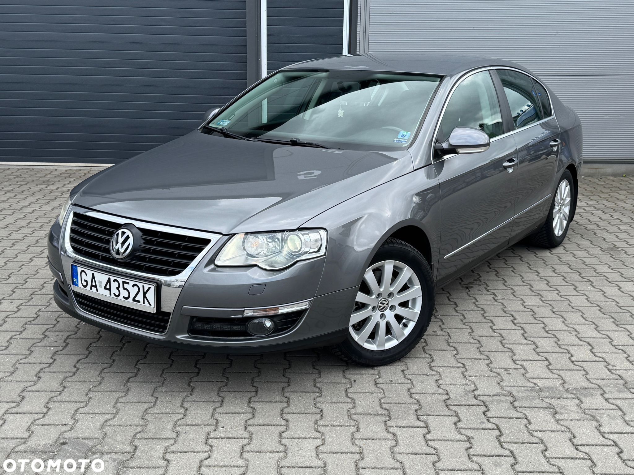 Volkswagen Passat 2.0 TDI Comfortline - 1