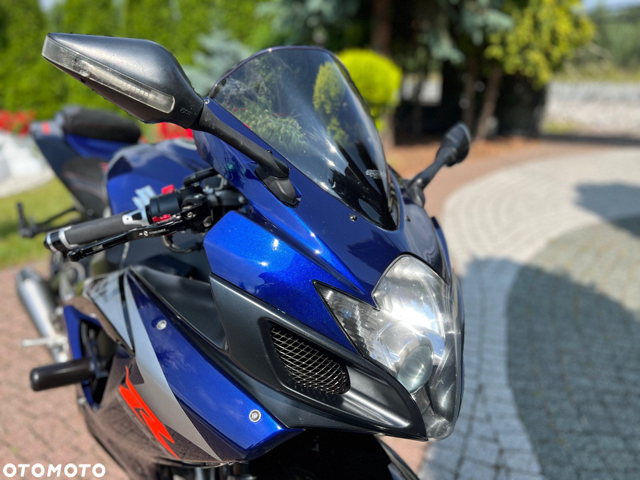 Suzuki GSX-R - 2