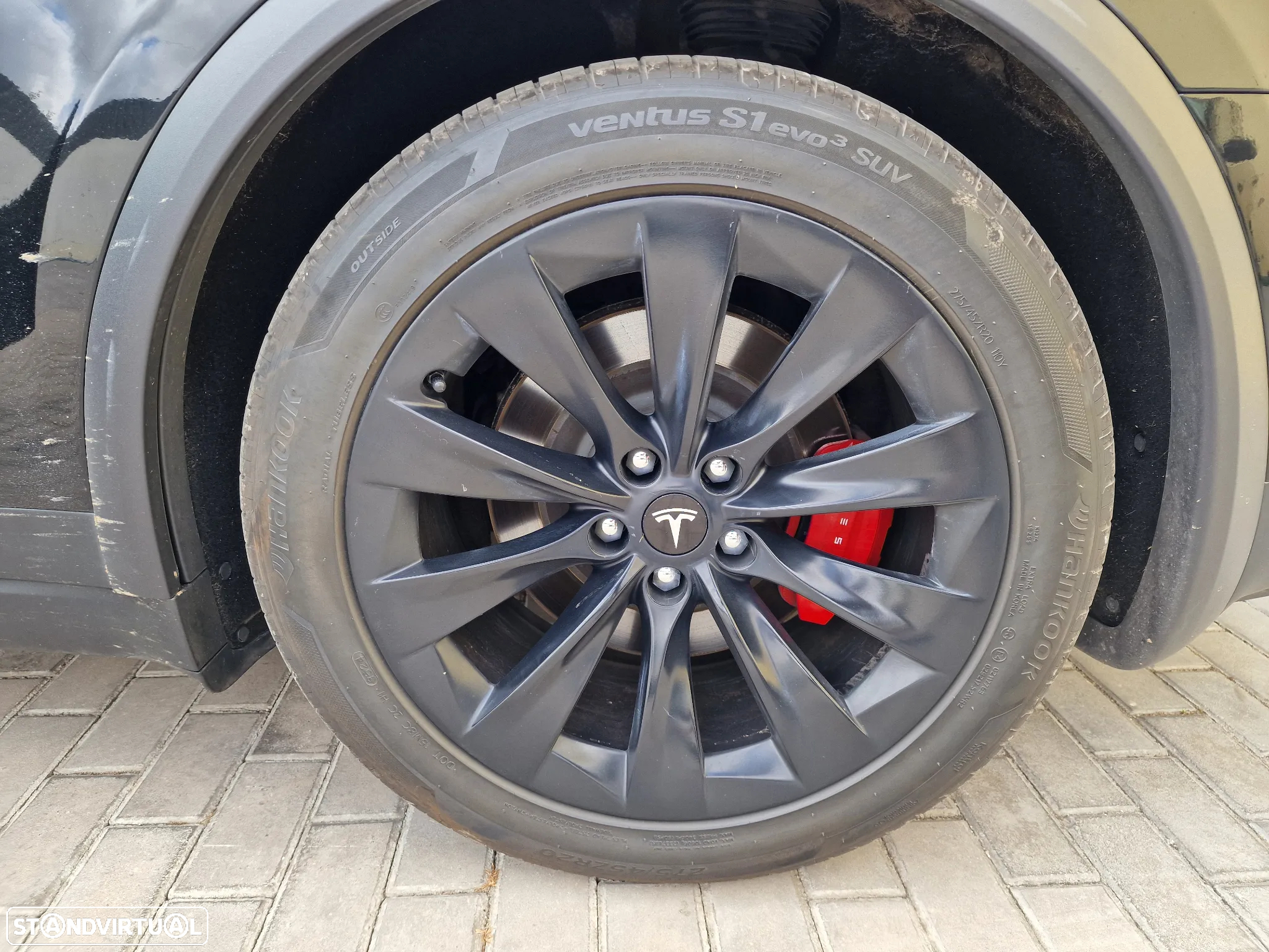Tesla Model X Performance - 29