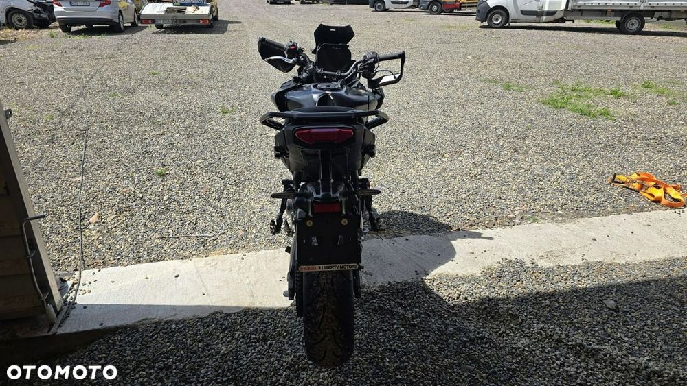 Yamaha MT - 16