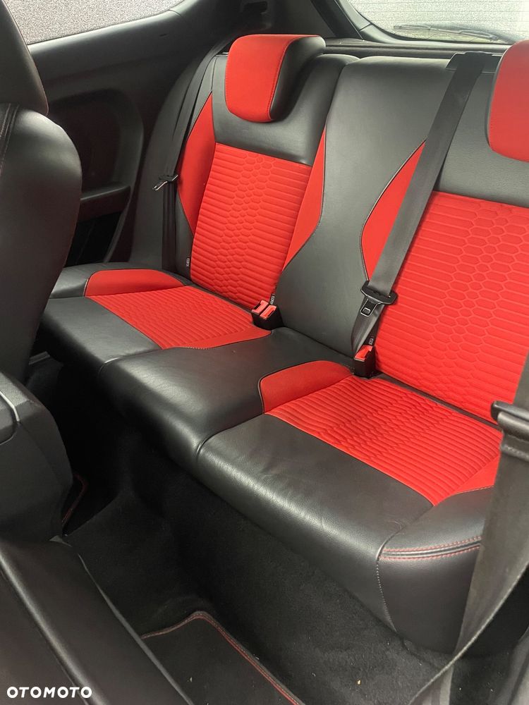 Ford Fiesta 1.6 EcoBoost ST - 21