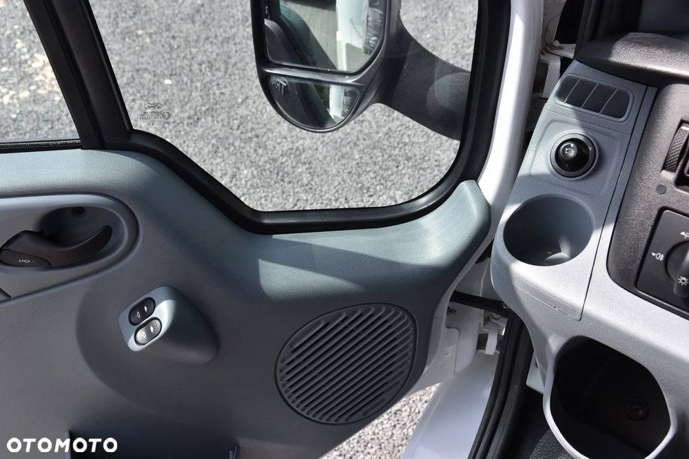 Ford CHAUSSON FLASH 03 - 12
