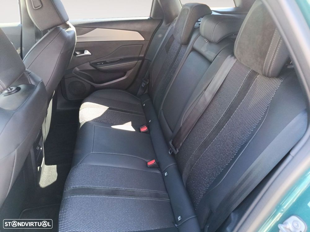 Peugeot 308 - 13