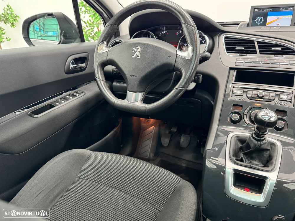 Peugeot 5008 2.0 BlueHDi Allure J17 - 21