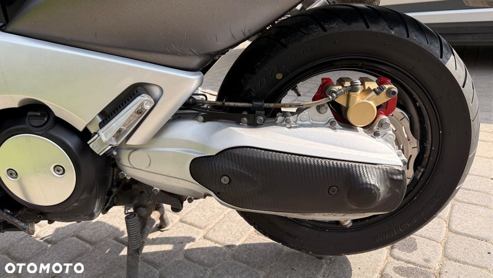 Yamaha Tmax - 9