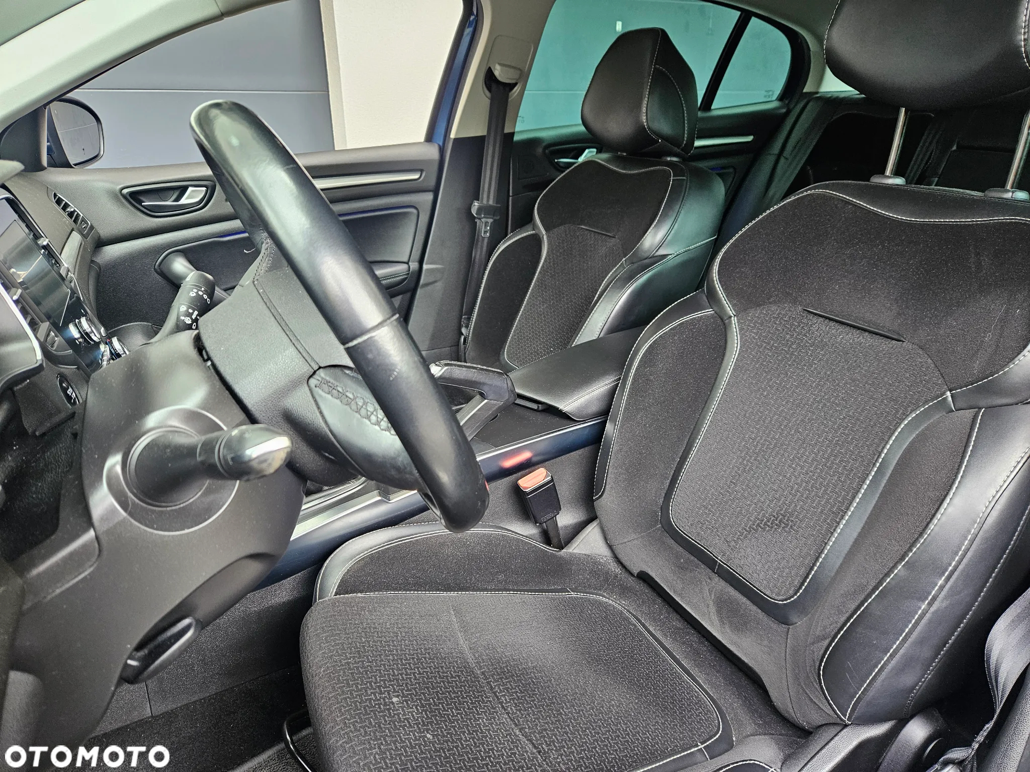 Renault Megane 1.6 SCe Intens - 11