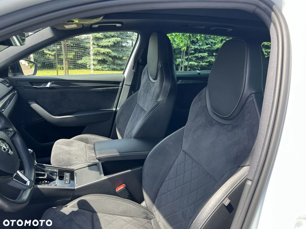 Skoda Superb 2.0 TDI 4x4 Sportline DSG - 20