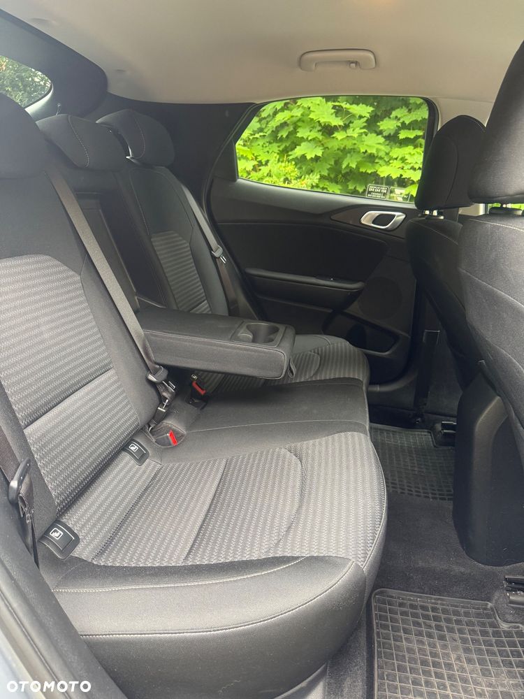 Kia XCeed 1.5 T-GDI M - 10
