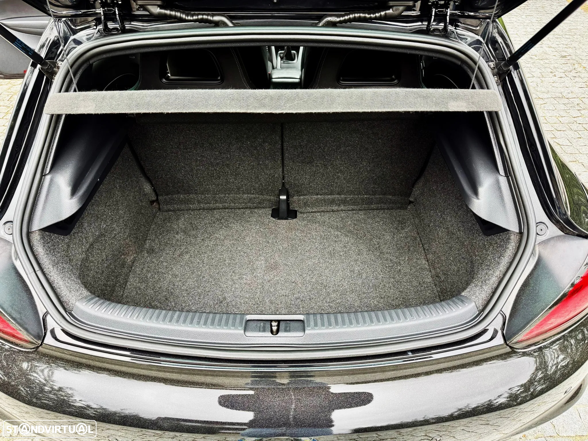 VW Scirocco 2.0 TDI R-Line - 22