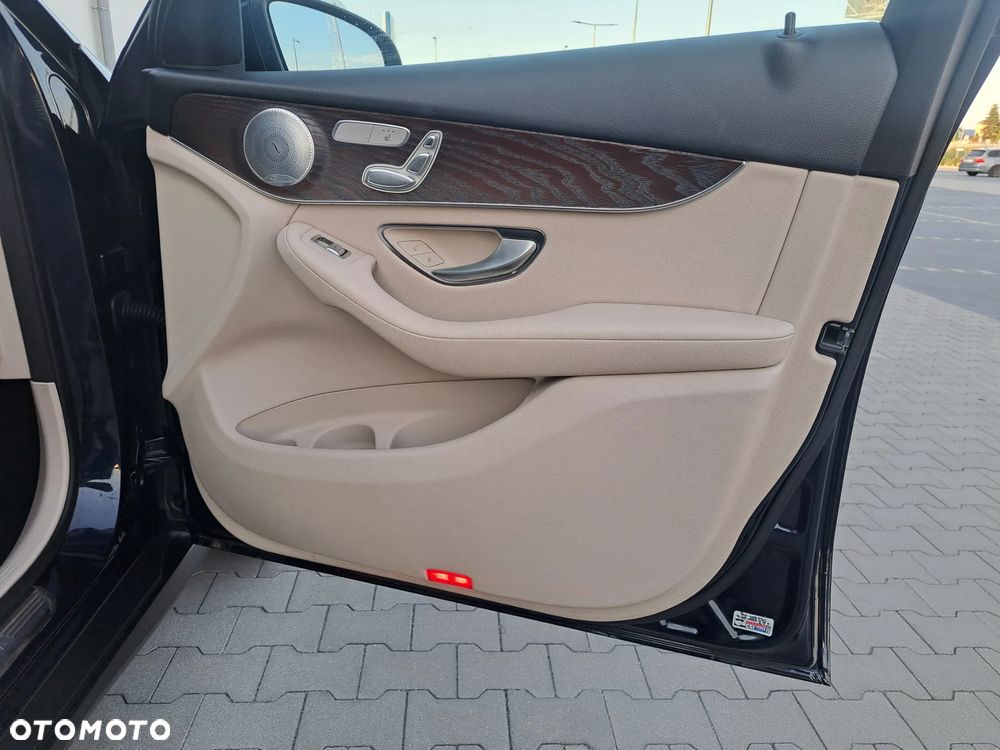 Mercedes-Benz GLC - 8