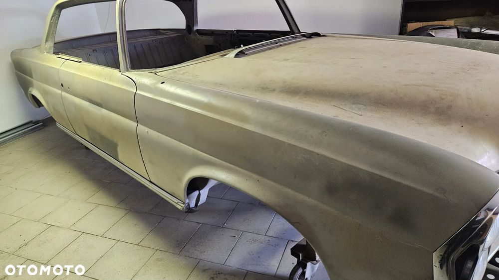 Mercedes-Benz S-Class 1964 photo 5