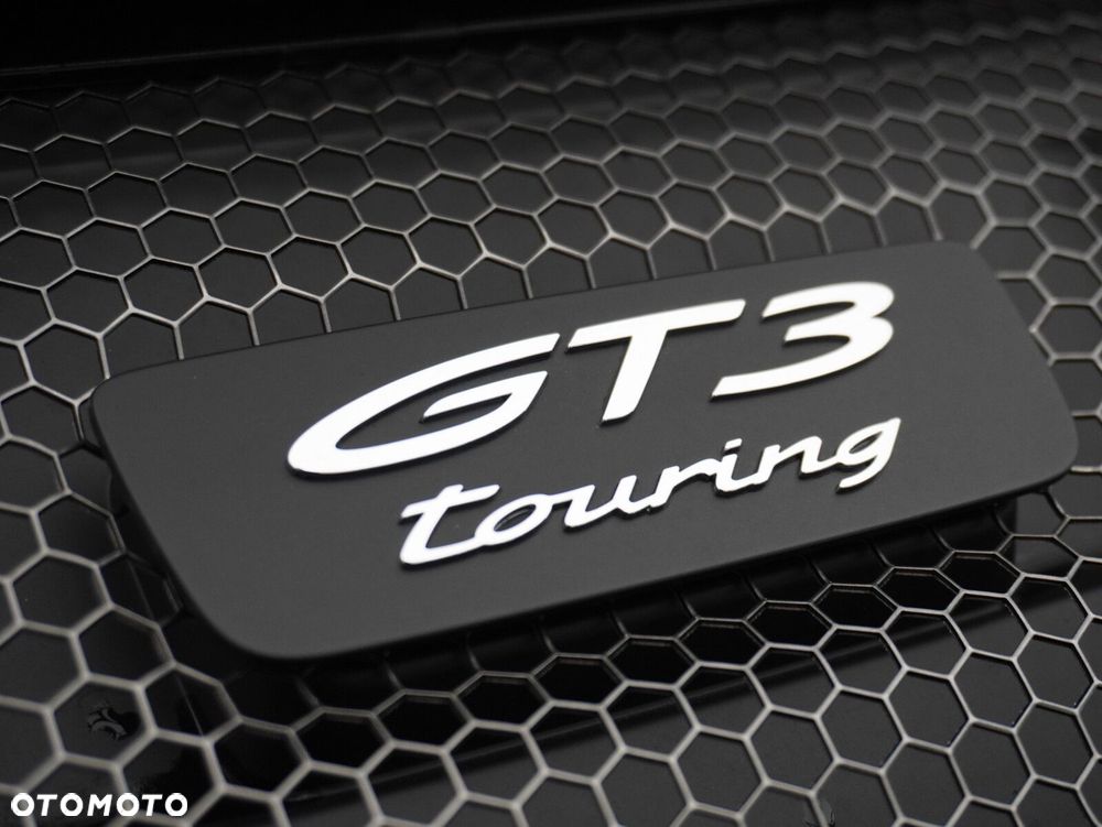 Porsche 911 GT3 Touring PDK - 34
