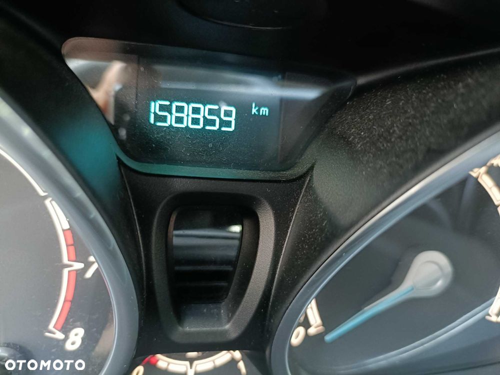 Ford Fiesta - 8