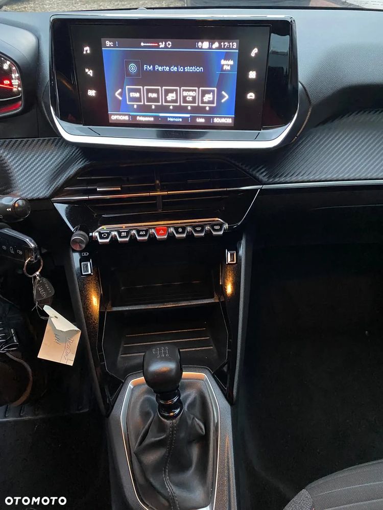 Peugeot 208 PureTech 100 Style - 8