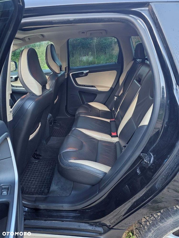 Volvo XC 60 - 11