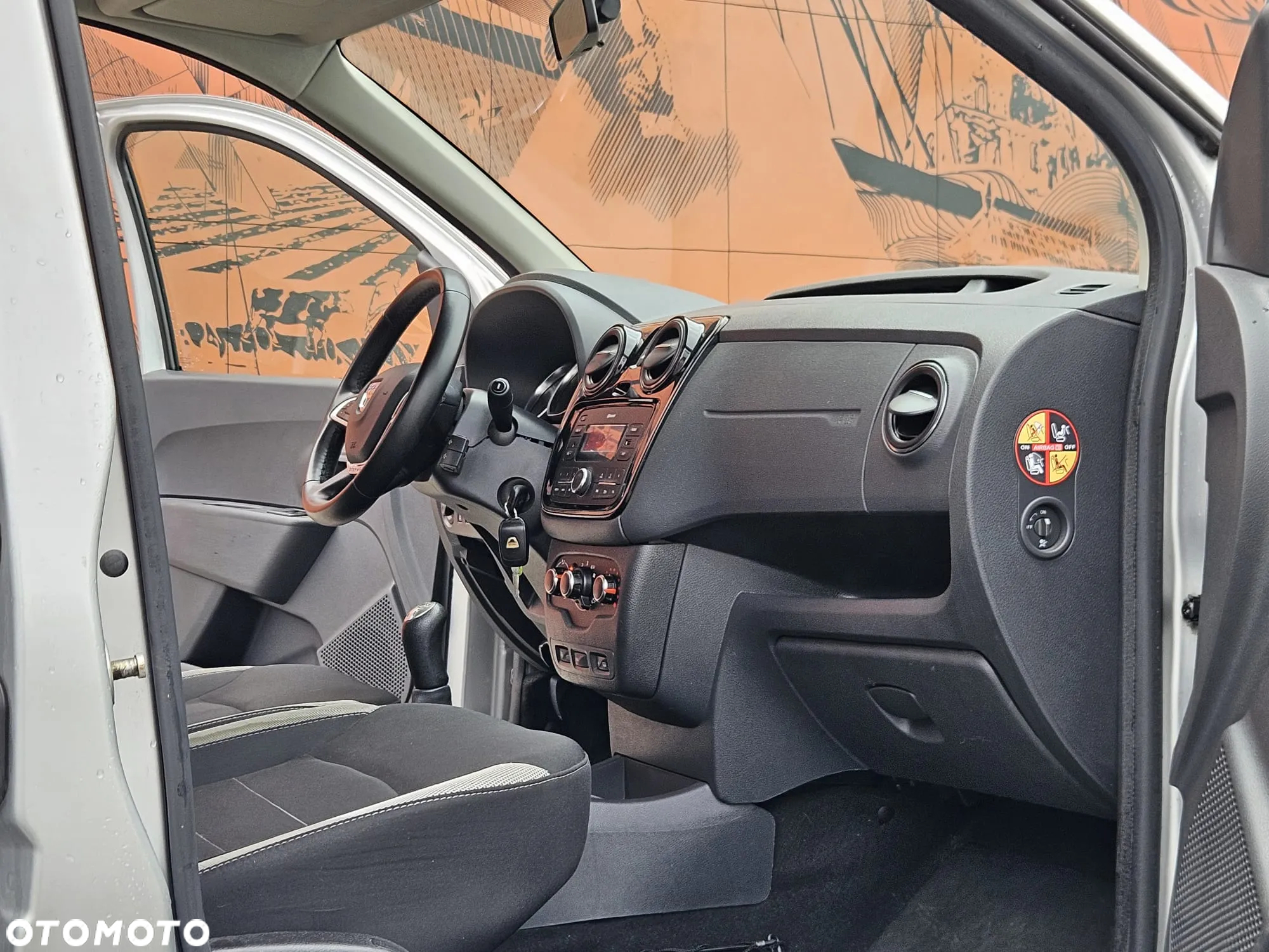 Dacia Dokker 1.6 SCe Stepway - 27