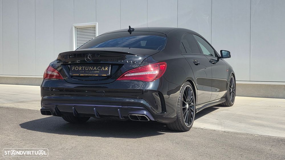 Mercedes-Benz CLA 45 AMG 4Matic Speedshift 7G-DCT Yellow Night Edition - 5