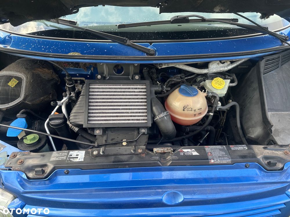 Volkswagen Multivan TDI - 14