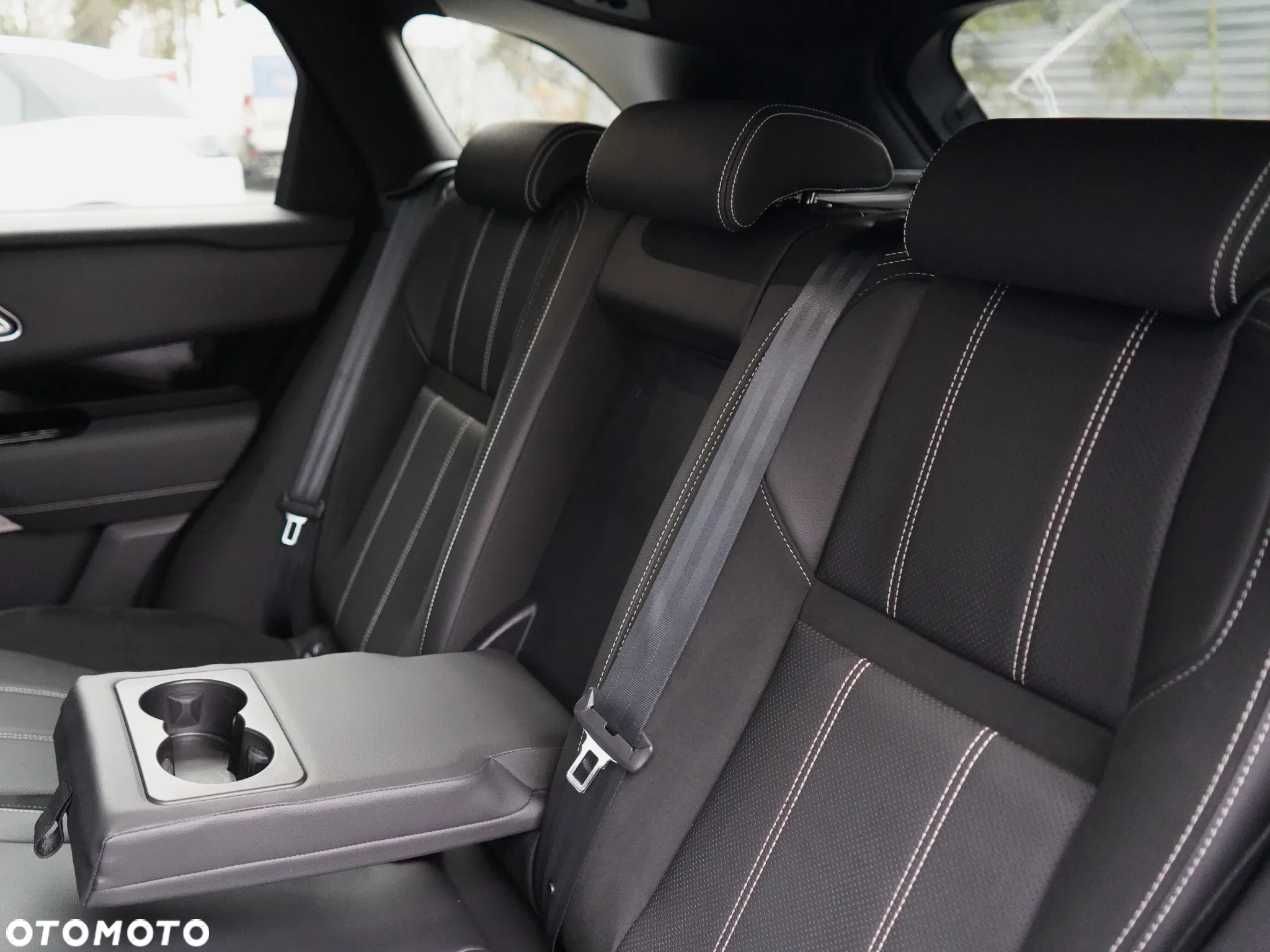 Land Rover Range Rover Velar D200 Dynamic SE - 19