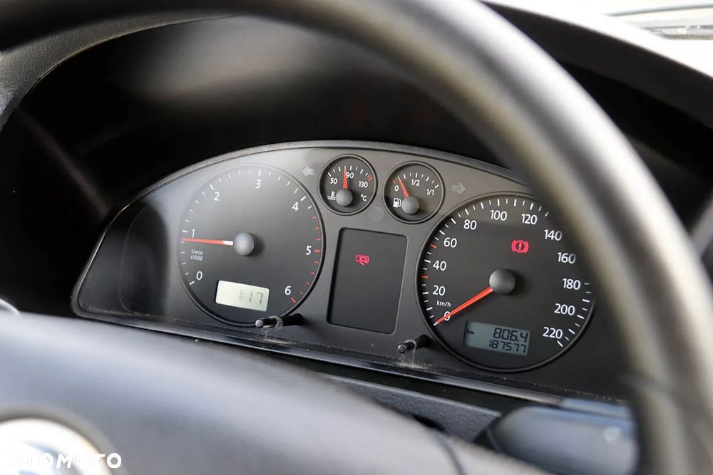 Volkswagen TRANSPORTER 1,9 TDI bez DPF Skrzynia 3 Metry - 29