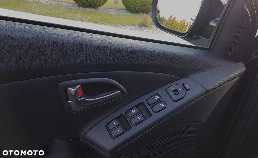 Hyundai ix35 1.6 2WD blue Comfort - 11