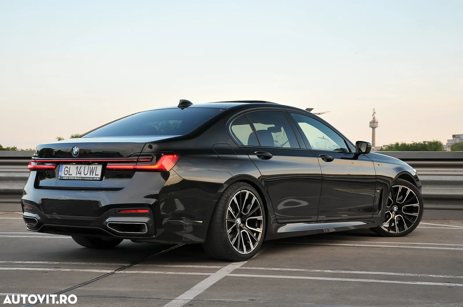 BMW Seria 7 745Le xDrive AT PHEV - 3