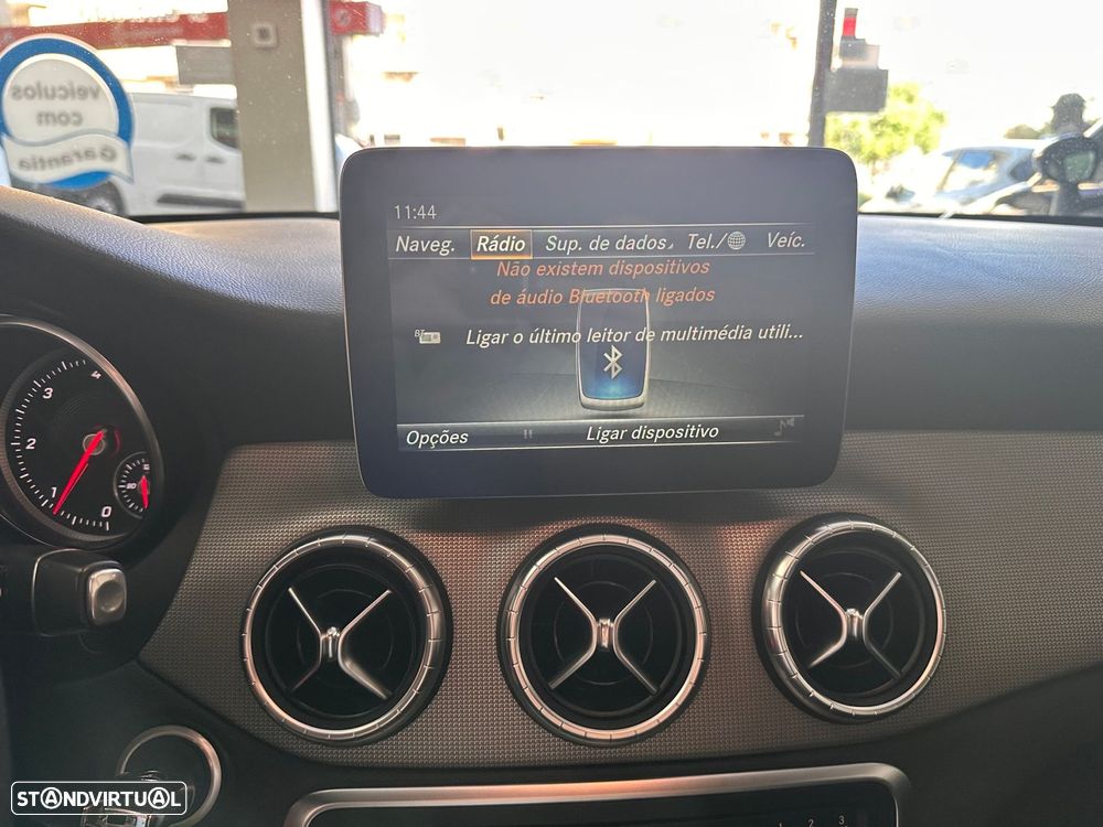 Mercedes-Benz CLA 200 - 19