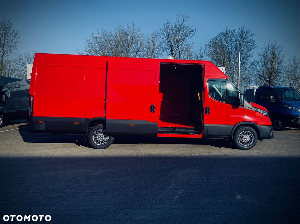 Iveco Daily/Furgon L4H2/3.0L/OD RĘKI /kolor/różne opcje/Dealer IVECO - 4